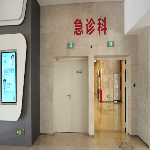 防火門耐火性能如何選擇(圖1) 醫(yī)院防火門效果圖.jpg